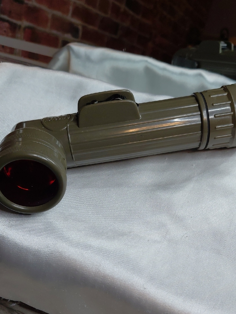 U.S. ARMY Issue FLASHLIGHT